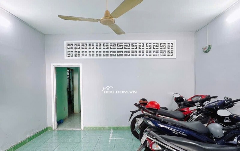 Bán Nhà cũ tiện xây mới Ni Sư Huỳnh Liên, Phường 10 Tân Bình, 66m2, 2Tầng 2PN. Chỉ 5.8 tỷ.